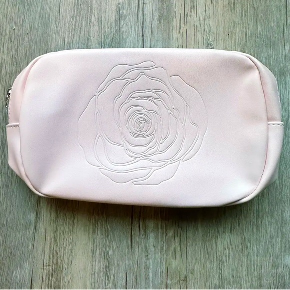 Lancôme Blush Pink & Fuchsia Cosmetic Bags - Picture 5 of 13